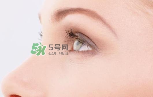 8月份可以割雙眼皮嗎？幾月份割雙眼皮最好？