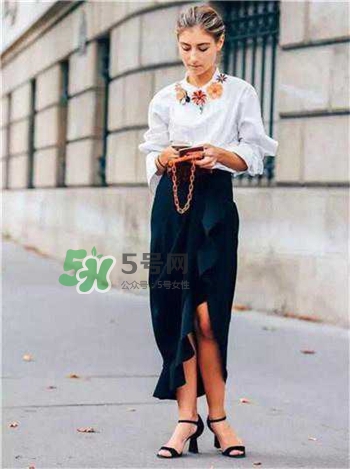 襯衣怎么扎進(jìn)褲子里？襯衣扎進(jìn)褲子里的時(shí)尚穿法
