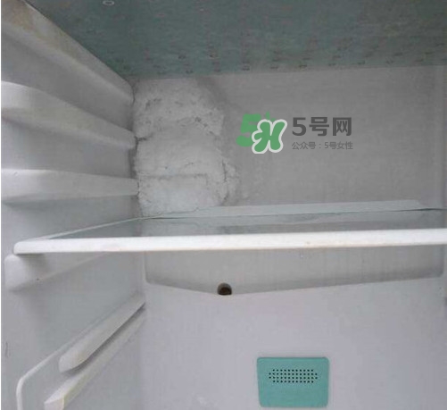 冰箱冷藏室結(jié)冰正常嗎？冰箱冷藏室結(jié)冰是什么原因？