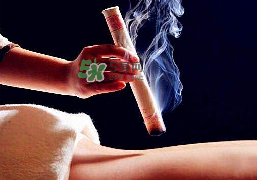 三伏天拔罐好嗎？三伏天拔罐好還是艾灸好？