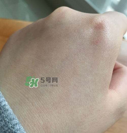 理膚泉晚安蜜怎么樣？理膚泉夜間修護(hù)乳好用嗎？