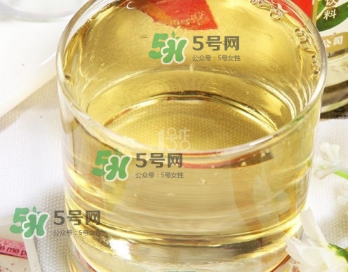 金銀花露可以當(dāng)飲料喝嗎？金銀花露喝多了會不會有害