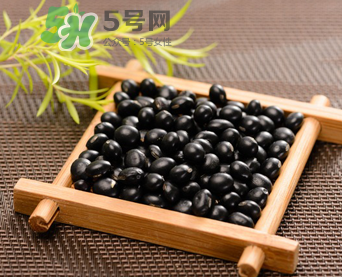 黑豆怎么吃促進排卵？什么時候吃黑豆促排卵？