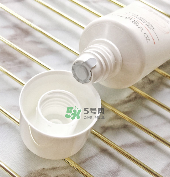 雅漾舒緩保濕面膜用法 雅漾舒緩保濕面膜怎么樣？