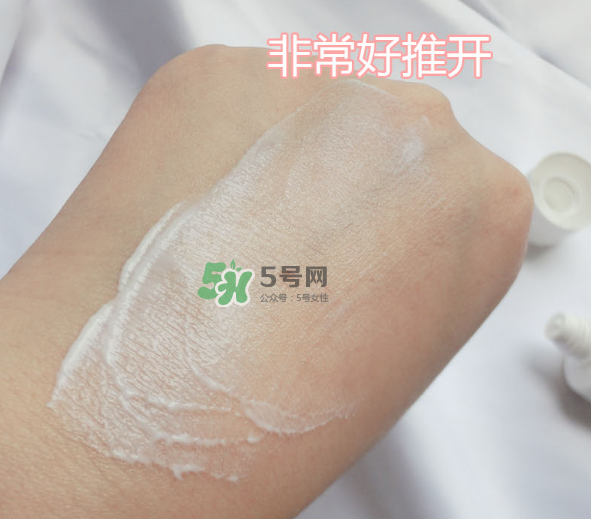 雅漾舒緩保濕面膜用法 雅漾舒緩保濕面膜怎么樣？