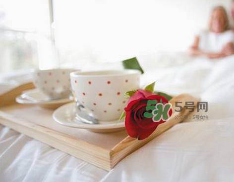 坐月子吃素應該吃什么？吃素坐月子怎么坐？