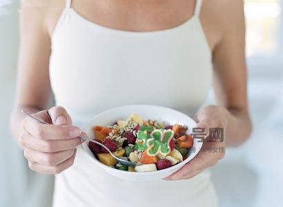 坐月子吃素應該吃什么？吃素坐月子怎么坐？