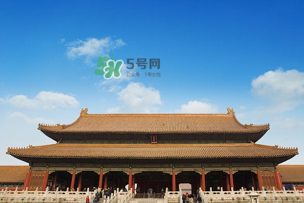 9月份穿什么鞋？九月份可以穿涼鞋嗎？