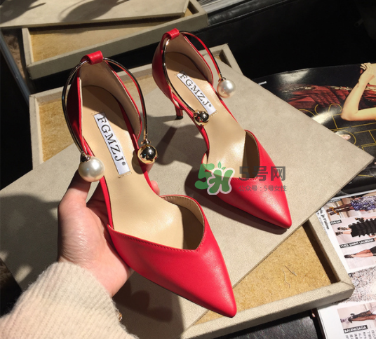 閏六月給老婆買什么？閏六月為什么要給老婆買紅鞋？