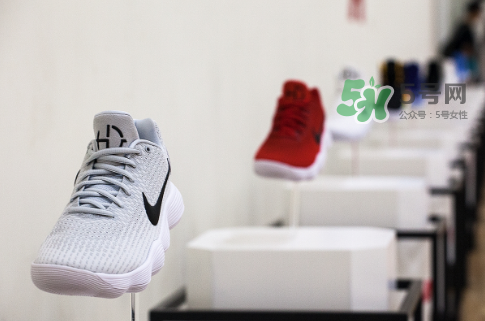 nike hyperdunk 2017尺碼怎么選？hyperdunk2017鞋碼正嗎？