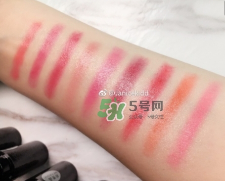 visee果凍夾心唇膏怎么樣？visee夾心唇膏色號試色