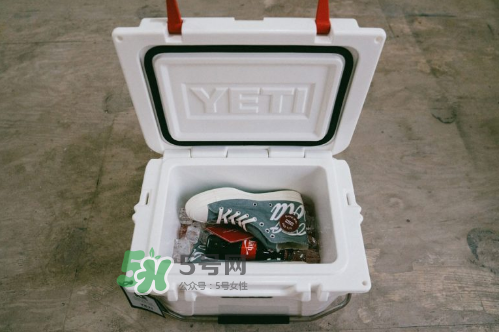 kith cocacola與converse聯(lián)名可樂(lè)鞋多少錢(qián)_什么時(shí)候發(fā)售？
