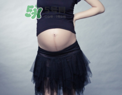 頭胎有妊娠線二胎沒有是因?yàn)閷殞毿詣e不一樣嗎？