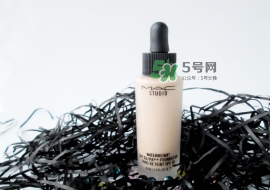 mac小滴管粉底液怎么用？mac滴管粉底液使用心得