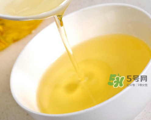 轉(zhuǎn)基因大豆油能吃嗎？轉(zhuǎn)基因大豆油有什么危害？