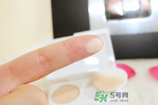 mac海洋亮白粉餅多少錢？mac魅可海洋亮白粉餅專柜價格