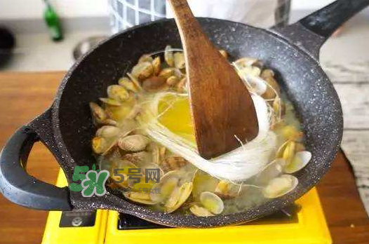 花蛤煮多長(zhǎng)時(shí)間？花蛤煮多久能熟？