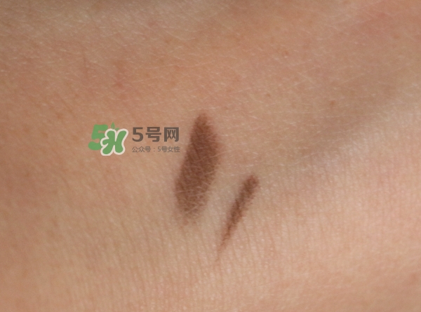 mac眉筆怎么轉(zhuǎn)？mac眉筆轉(zhuǎn)不出來(lái)?