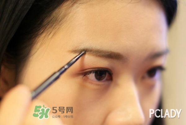 mac眉筆怎么用？mac魅可眉筆怎么削