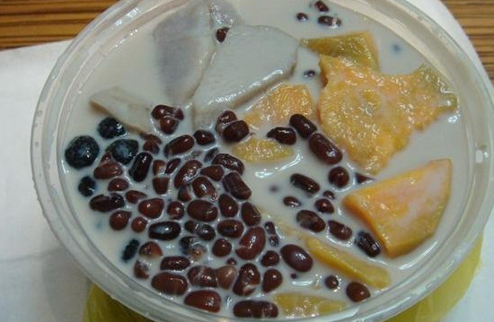 仙草凍是龜苓膏嗎？龜苓膏和仙草凍有什么區(qū)別