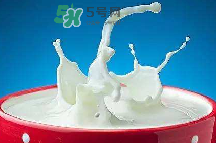 牛初乳咀嚼片的副作用 牛初乳咀嚼片有副作用嗎？
