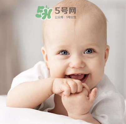 對(duì)寶寶大腦好的食物有哪些？寶寶吃什么補(bǔ)腦？