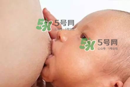 坐月子要穿內(nèi)衣嗎？坐月子不穿內(nèi)衣胸會下垂嗎？