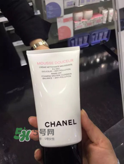 香奈兒山茶花洗面奶好用嗎？香奈兒山茶花洗面奶怎么樣？