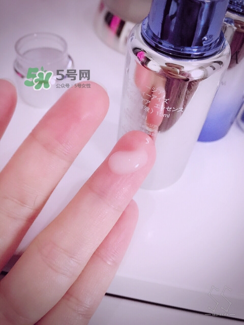 axxzia曉姿眼部精華怎么樣？曉姿眼部精華怎么用