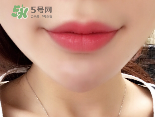 tf白管05和07哪個(gè)好看？tom ford白管05和07試色對(duì)比