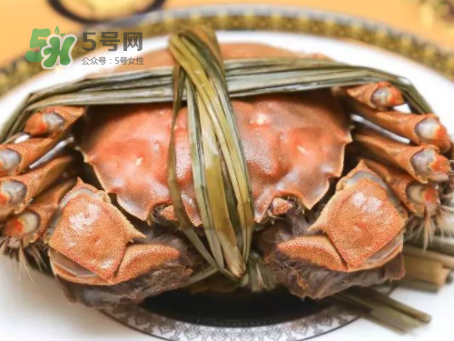 大閘蟹可以帶上飛機(jī)嗎？坐飛機(jī)可以帶大閘蟹嗎？