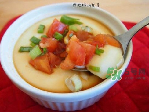 蒸雞蛋是冷水上鍋蒸嗎？蒸雞蛋是用冷水還是熱水？