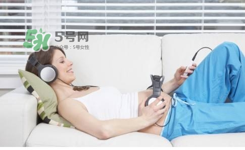 胎教可以聽流行歌曲嗎？如何判斷寶寶喜歡什么類型的胎教音樂
