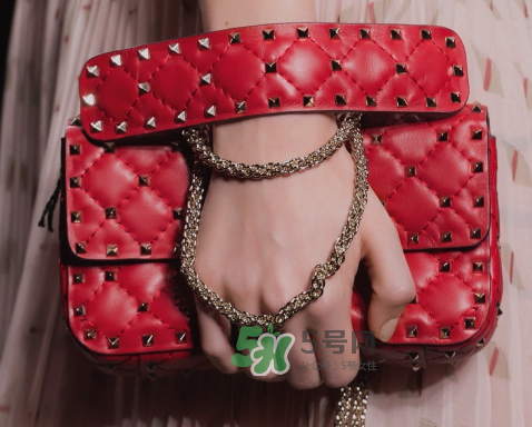 rockstud spike是什么品牌？rockstud spike耐用嗎？