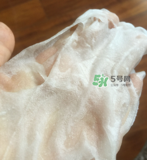 伊貝詩面膜怎么樣？伊貝詩面膜有熒光劑嗎？