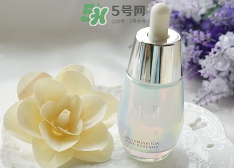 sk2小紅瓶和小燈泡精華哪個好？sk2小燈泡和小銀瓶精華區(qū)別