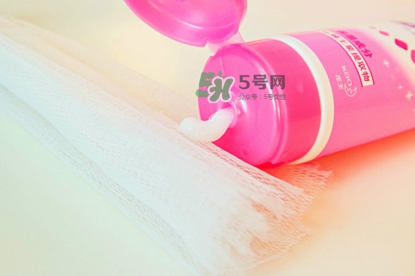 碧柔卸妝潔面乳好用嗎？碧柔卸妝潔面乳怎么用？