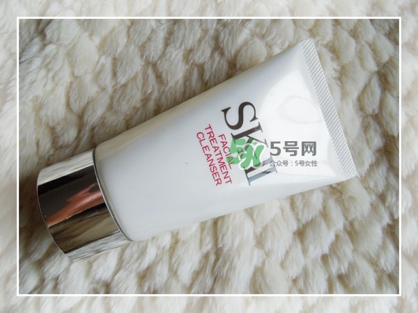 SK2護(hù)膚潔面霜怎么樣？sk2潔面霜是洗面奶嗎？