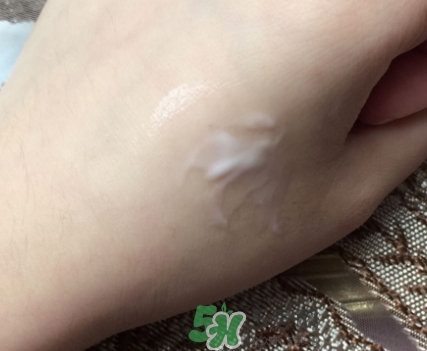 HR赫蓮娜小綠管眼霜怎么用？赫蓮娜小綠管使用方法