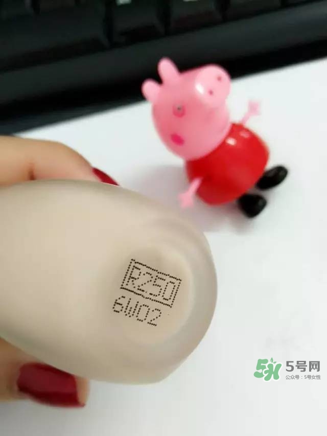 玫珂菲水粉霜怎么樣？玫珂菲全新雙用水粉霜好用嗎？