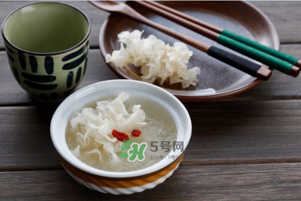 吃燕窩能保胎嗎？燕窩可以和什么一起燉？