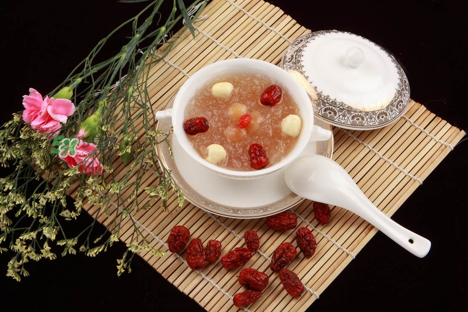 產(chǎn)后吃燕窩有什么好處？產(chǎn)后多久可以吃燕窩？