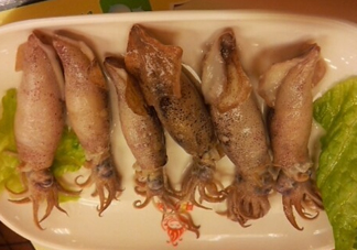 魷魚仔怎么清洗圖解？小魷魚怎么清洗？