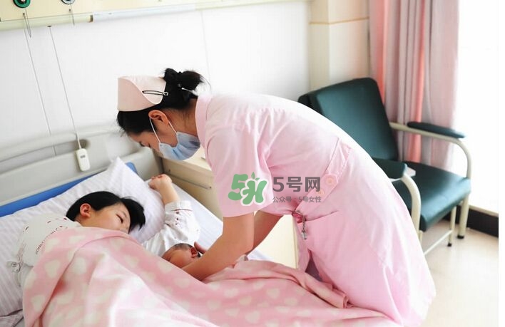 順產(chǎn)時(shí)怎么用力和呼吸？順產(chǎn)時(shí)怎么配合醫(yī)生？