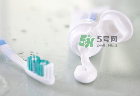 牙膏怎么去黑頭？牙膏去黑頭有用嗎