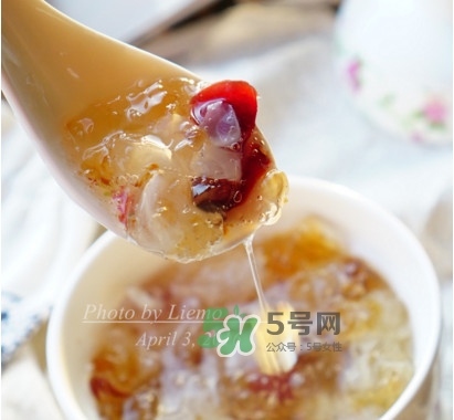 皂角米能和桂圓一起煮嗎？皂角米不能和什么一起吃