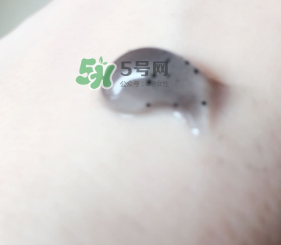 韓后茶蕊亮滑去角質(zhì)素怎么樣？韓后茶蕊亮滑去角質(zhì)素功效