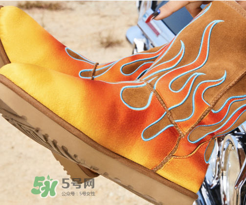ugg與jeremy scott聯(lián)名上腳效果怎么樣_實(shí)物好看嗎？