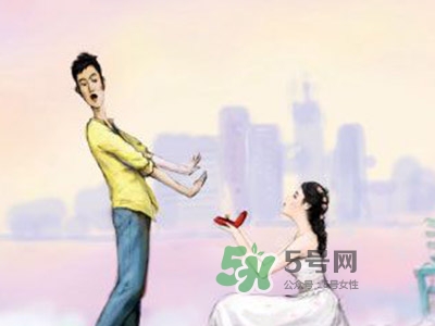 女生怎么撩男生？女生如何追到男神？