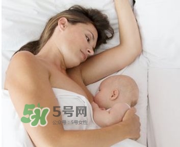 塞奶了有硬塊怎么辦？塞奶要熱敷還是冷敷？